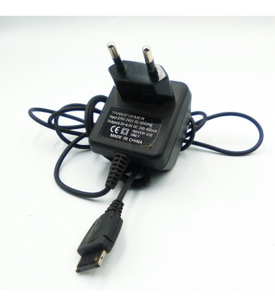 CARGADOR PARA TELEFONO MOVIL SIEMENS DC 6.8-8.0V COMPATIBLE NEGRO