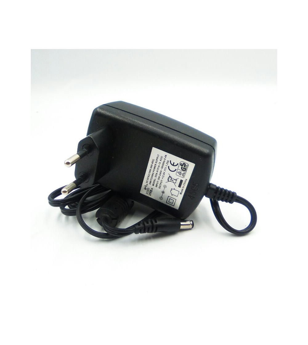 ADAPTADOR AC CD - AC 200-240V / DC 12.0V 1.25A - DVE NEGRO